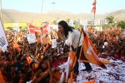 Keiko Fujimori candidata presidencial por Fuerza Popular realiza mitin en la plaza central del distrito de Ventanilla